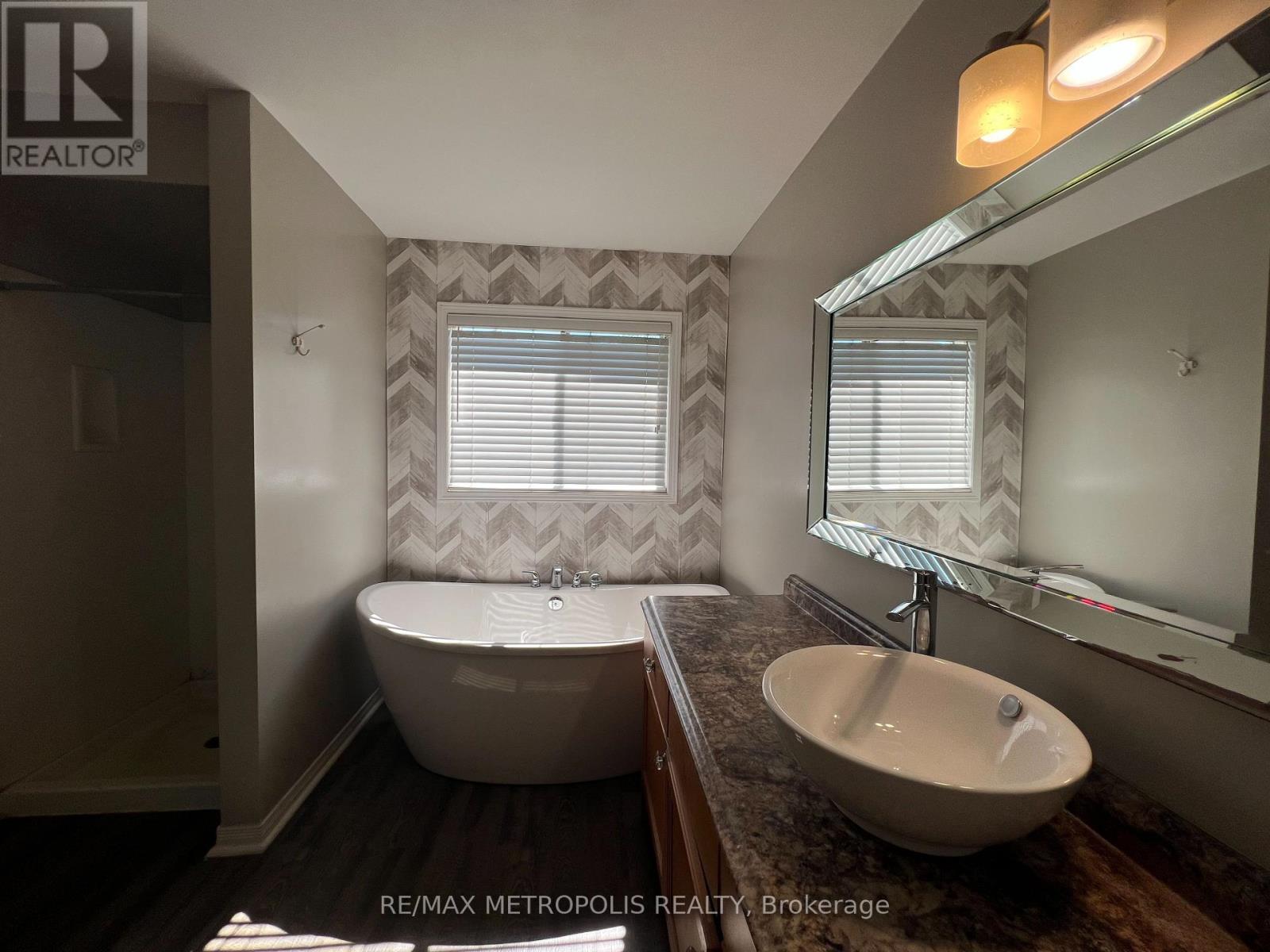 144 Meadowoak Crescent, London North, Ontario  N6H 5R9 - Photo 42 - X13452628