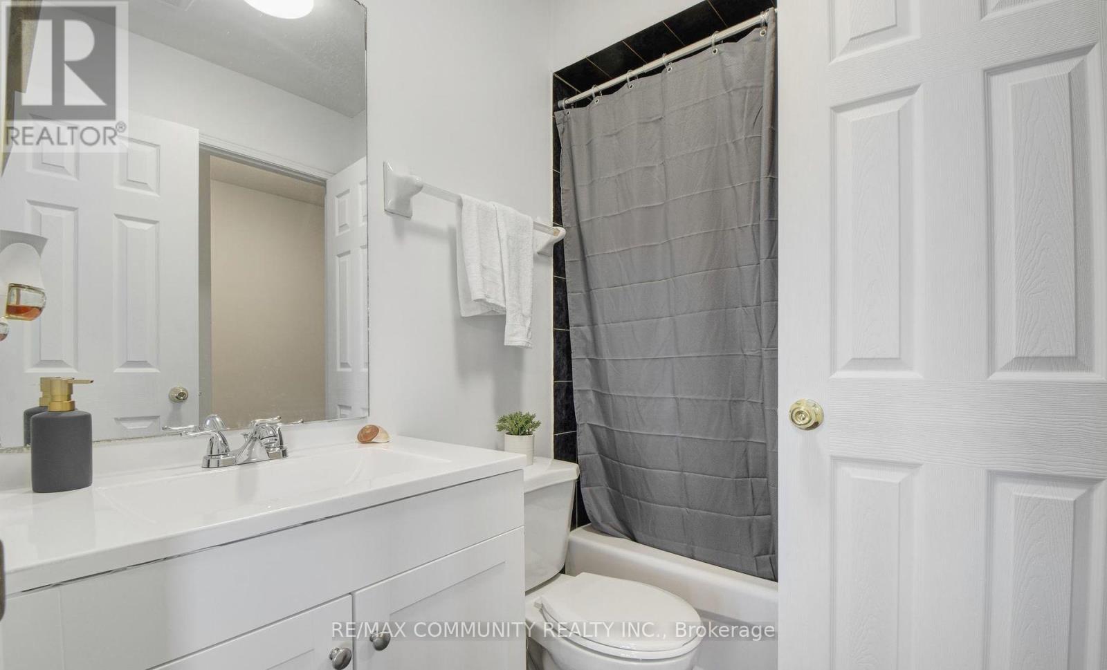 96 Mosley Crescent, Brampton, Ontario  L6Y 5C9 - Photo 17 - W13464026