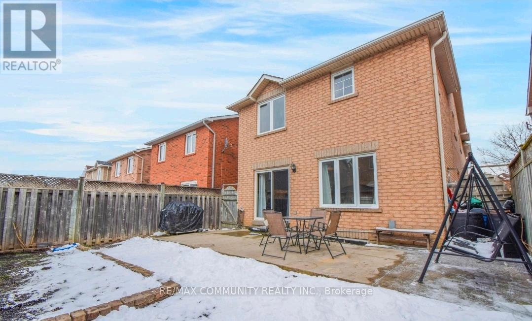 96 Mosley Crescent, Brampton, Ontario  L6Y 5C9 - Photo 19 - W13464026