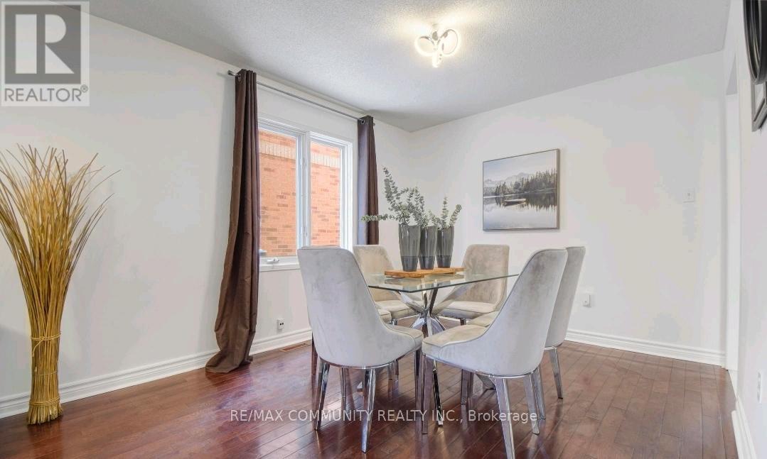 96 Mosley Crescent, Brampton, Ontario  L6Y 5C9 - Photo 5 - W13464026