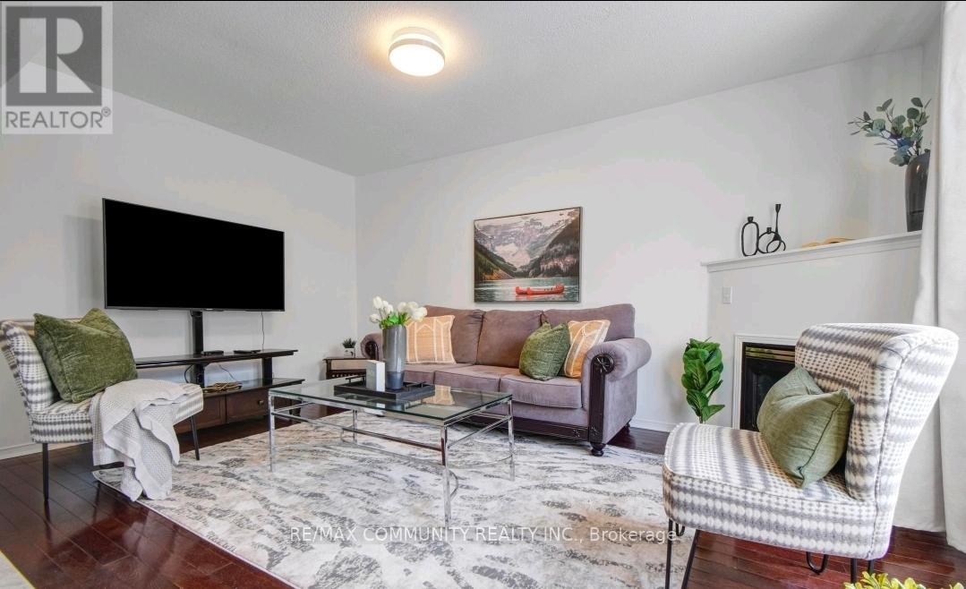 96 Mosley Crescent, Brampton, Ontario  L6Y 5C9 - Photo 8 - W13464026