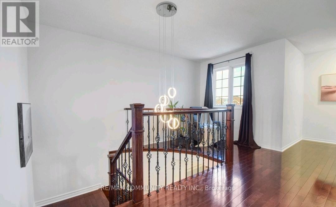 96 Mosley Crescent, Brampton, Ontario  L6Y 5C9 - Photo 9 - W13464026