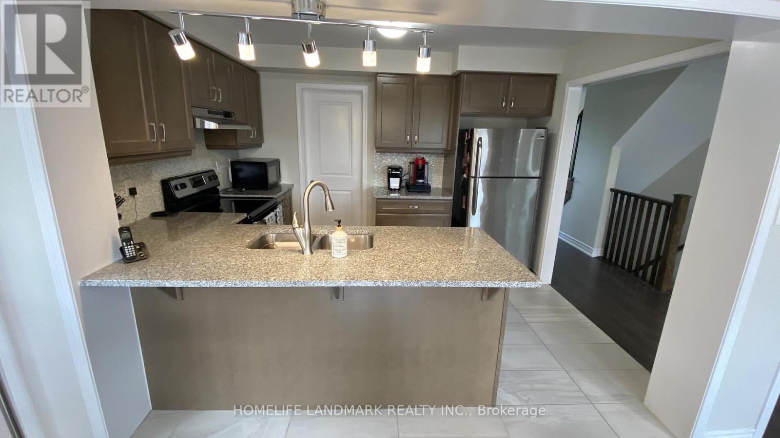 4 - 3045 George Savage Avenue, Oakville, Ontario  L6M 4M2 - Photo 11 - W13464060