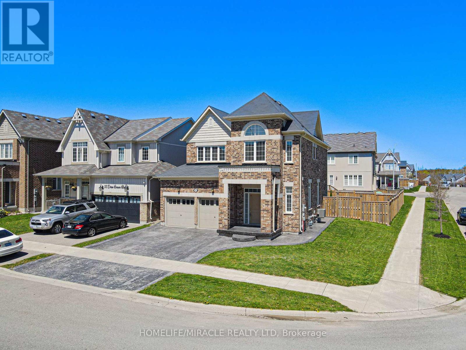 35 Drew Brown Boulevard, Orangeville, Ontario  L9W 6Z6 - Photo 2 - W13464080