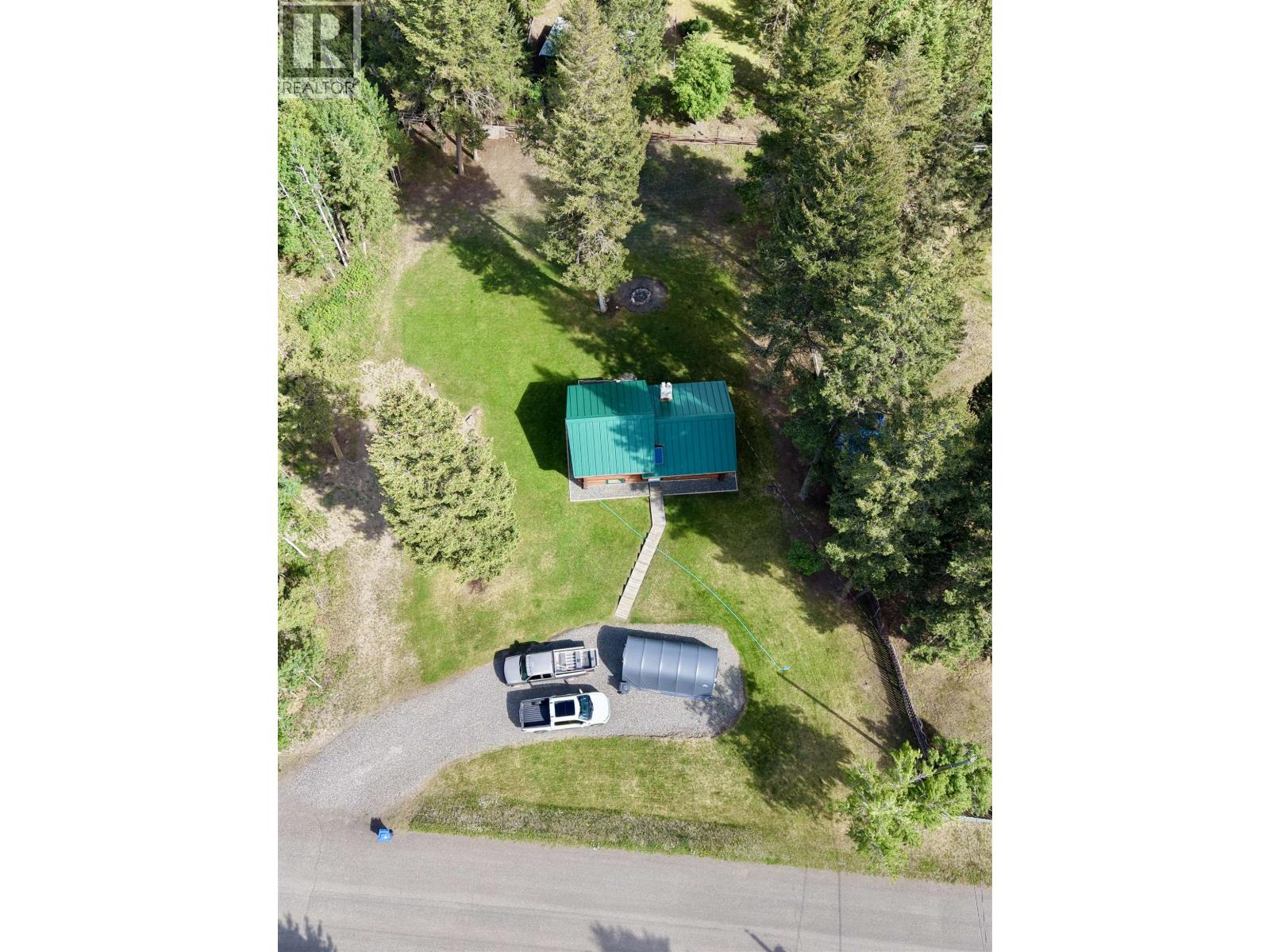 4895 Meesquono Trail, 108 Mile Ranch, British Columbia  V0K 2Z0 - Photo 24 - R3090206