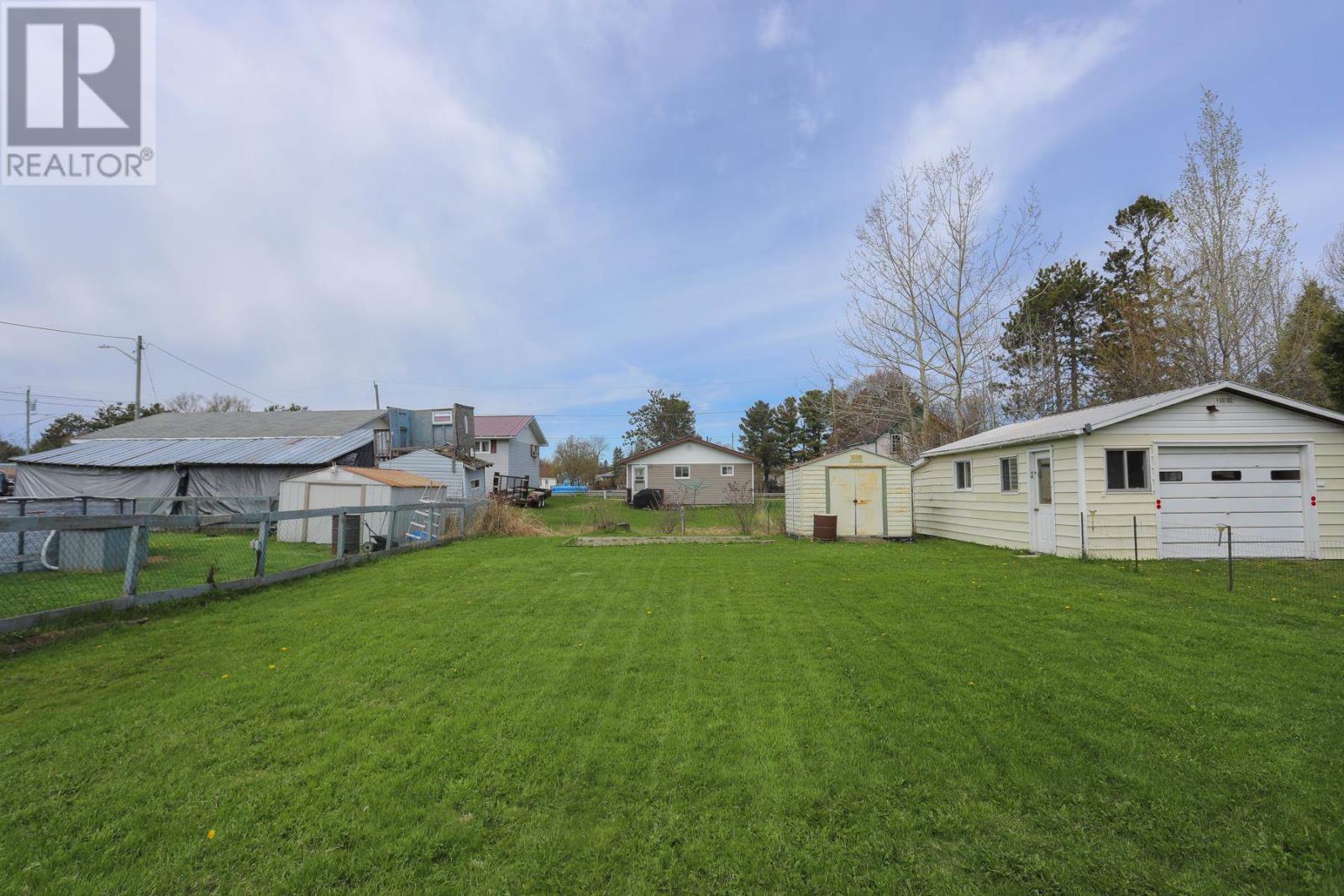 376 Boyle St, Thessalon, Ontario  P0R 1L0 - Photo 17 - SM261131