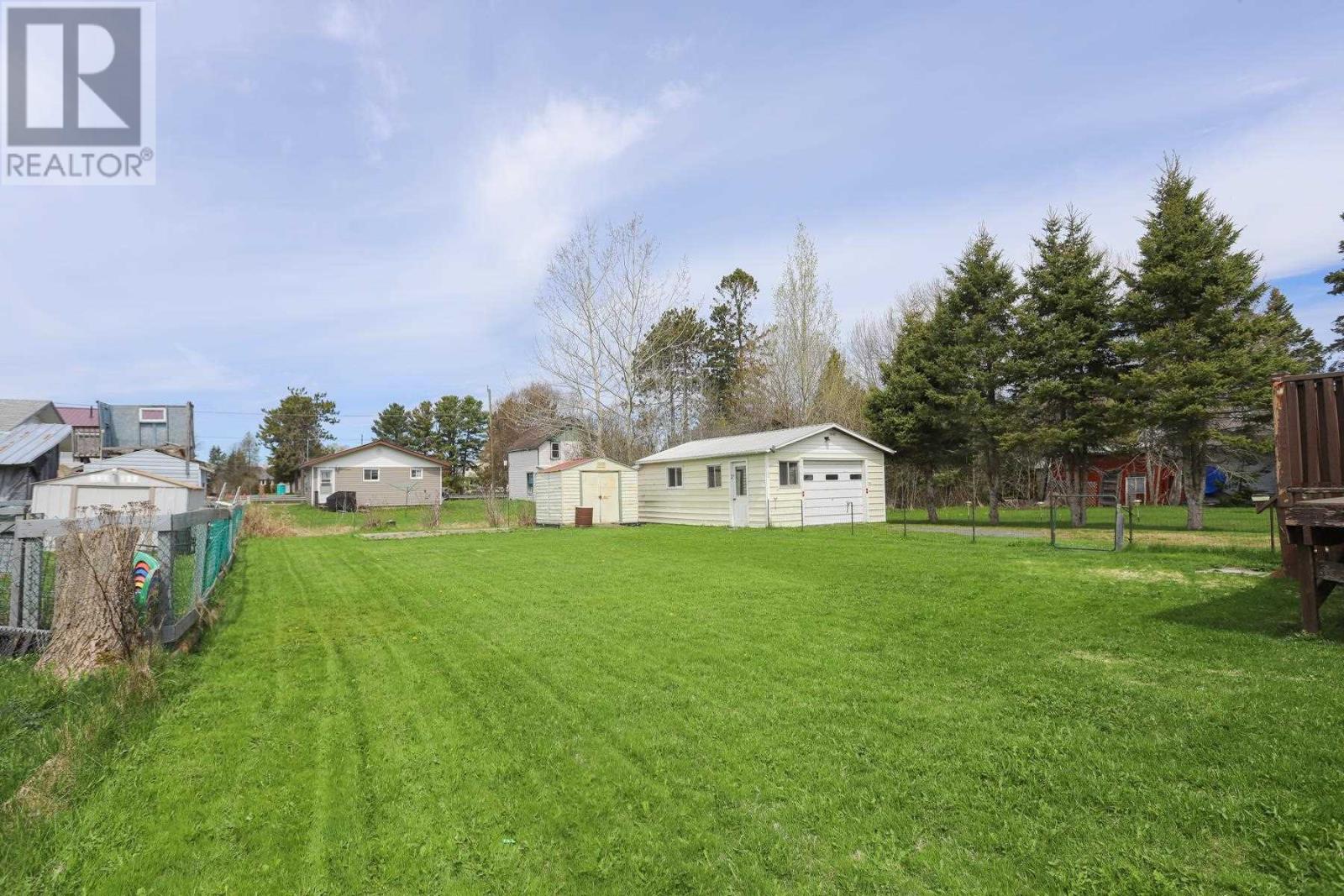 376 Boyle St, Thessalon, Ontario  P0R 1L0 - Photo 14 - SM261131