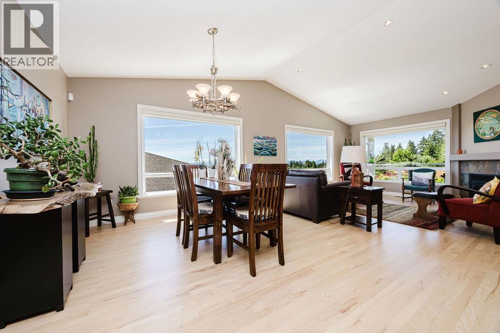 6252 Baillie Road, Sechelt, British Columbia  V7Z 0R5 - Photo 12 - R3133360