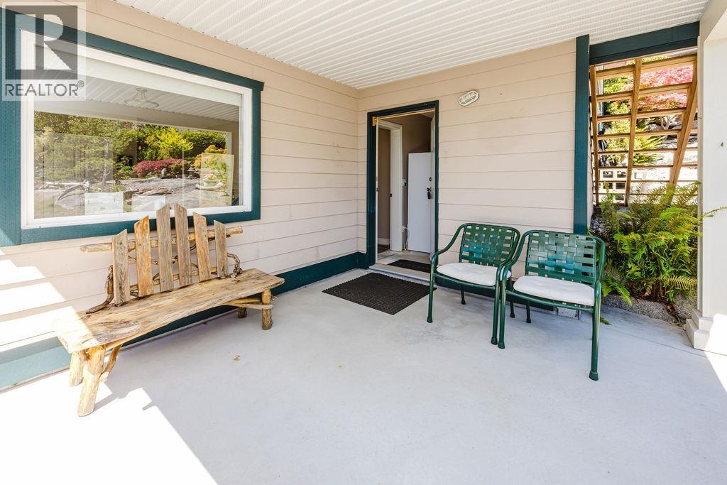 6252 Baillie Road, Sechelt, British Columbia  V7Z 0R5 - Photo 32 - R3133360