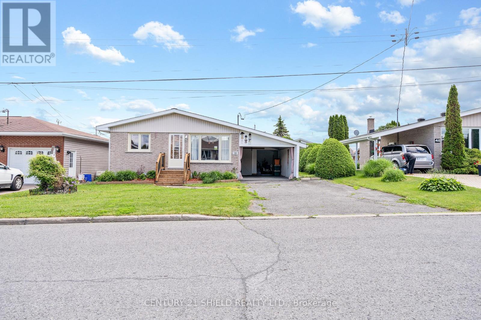 38 Clement Street, North Glengarry, Ontario  K0C 1A0 - Photo 3 - X13464136