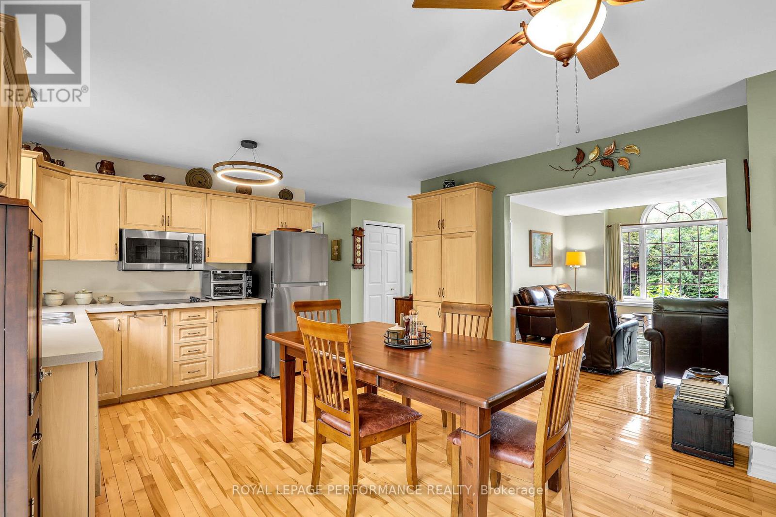 6115 Kaycourt Drive, Ottawa, Ontario  K0A 2W0 - Photo 8 - X13464122