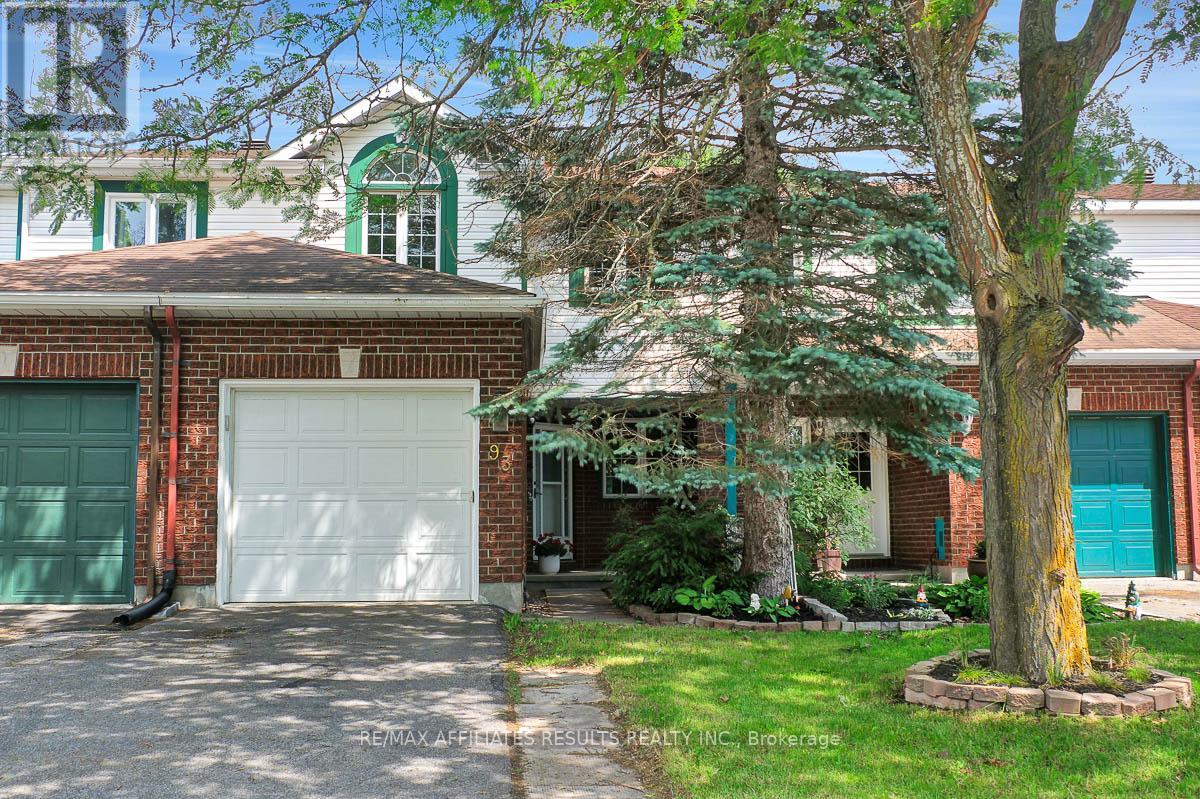 93 MOUNTSHANNON DRIVE, Ottawa, Ontario
