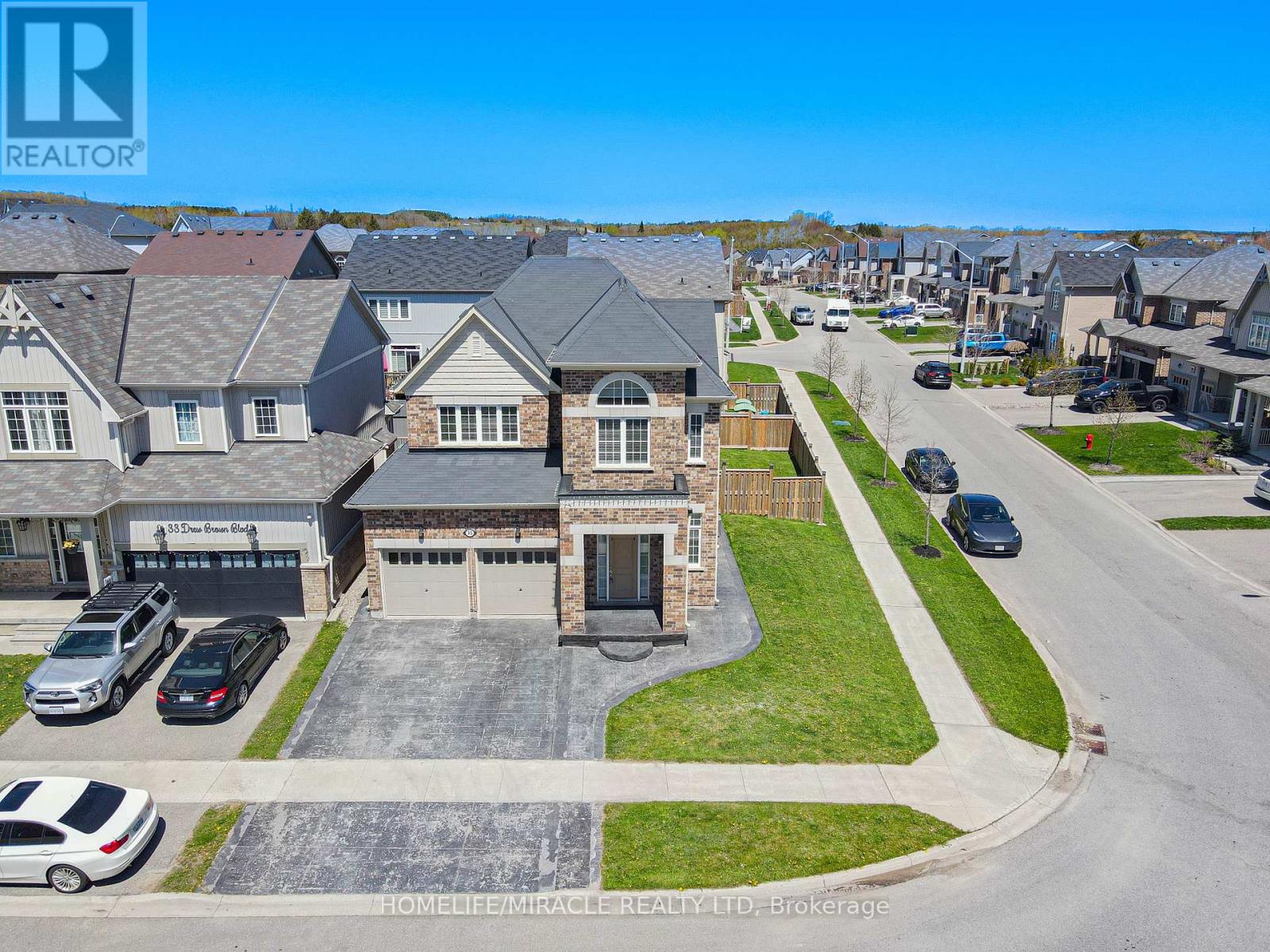 35 Drew Brown Boulevard, Orangeville, Ontario  L9W 6Z6 - Photo 3 - W13464080