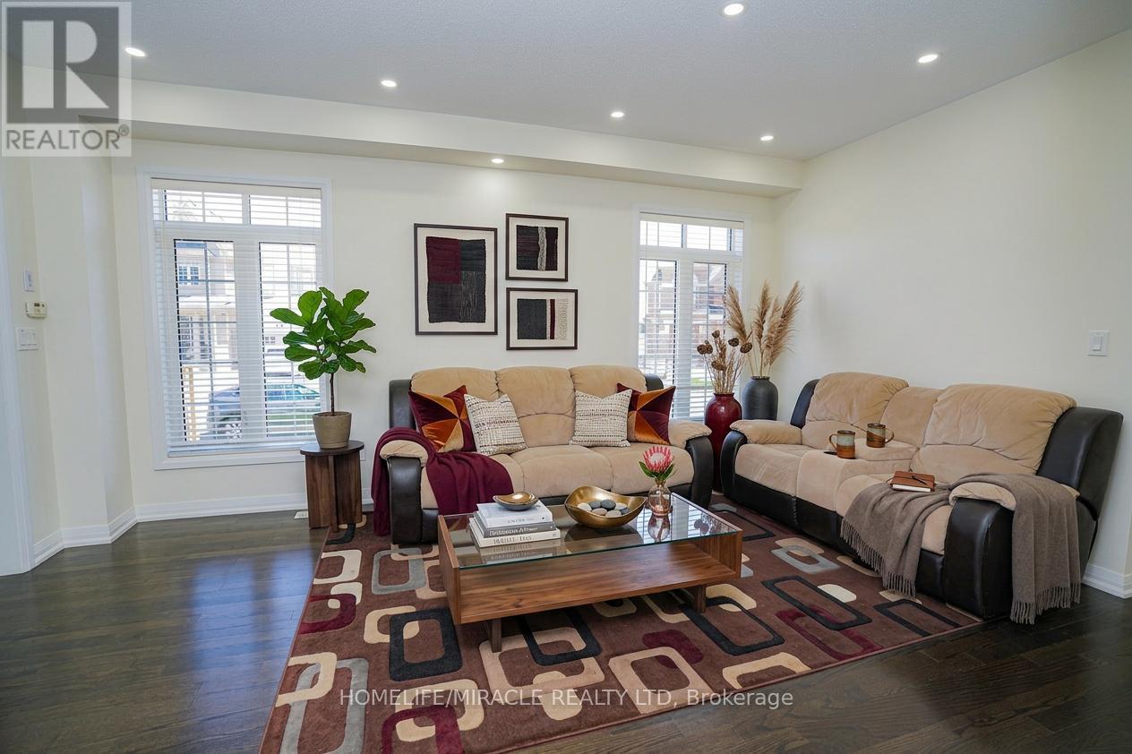 35 Drew Brown Boulevard, Orangeville, Ontario  L9W 6Z6 - Photo 8 - W13464080
