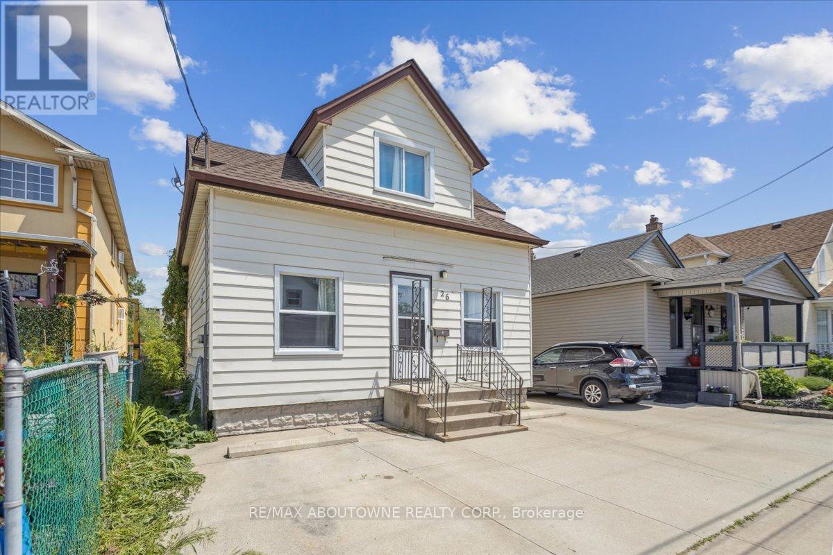 26 VINE STREET, St. Catharines, Ontario
