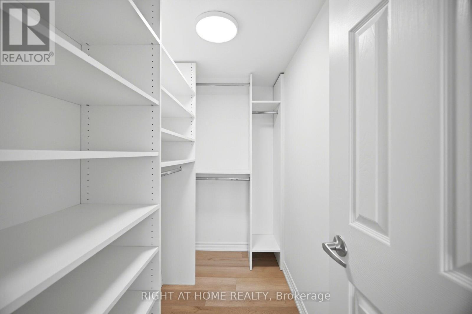 #2511 - 19 Grand Trunk Crescent, Toronto, Ontario  M5J 3A3 - Photo 26 - C13464224