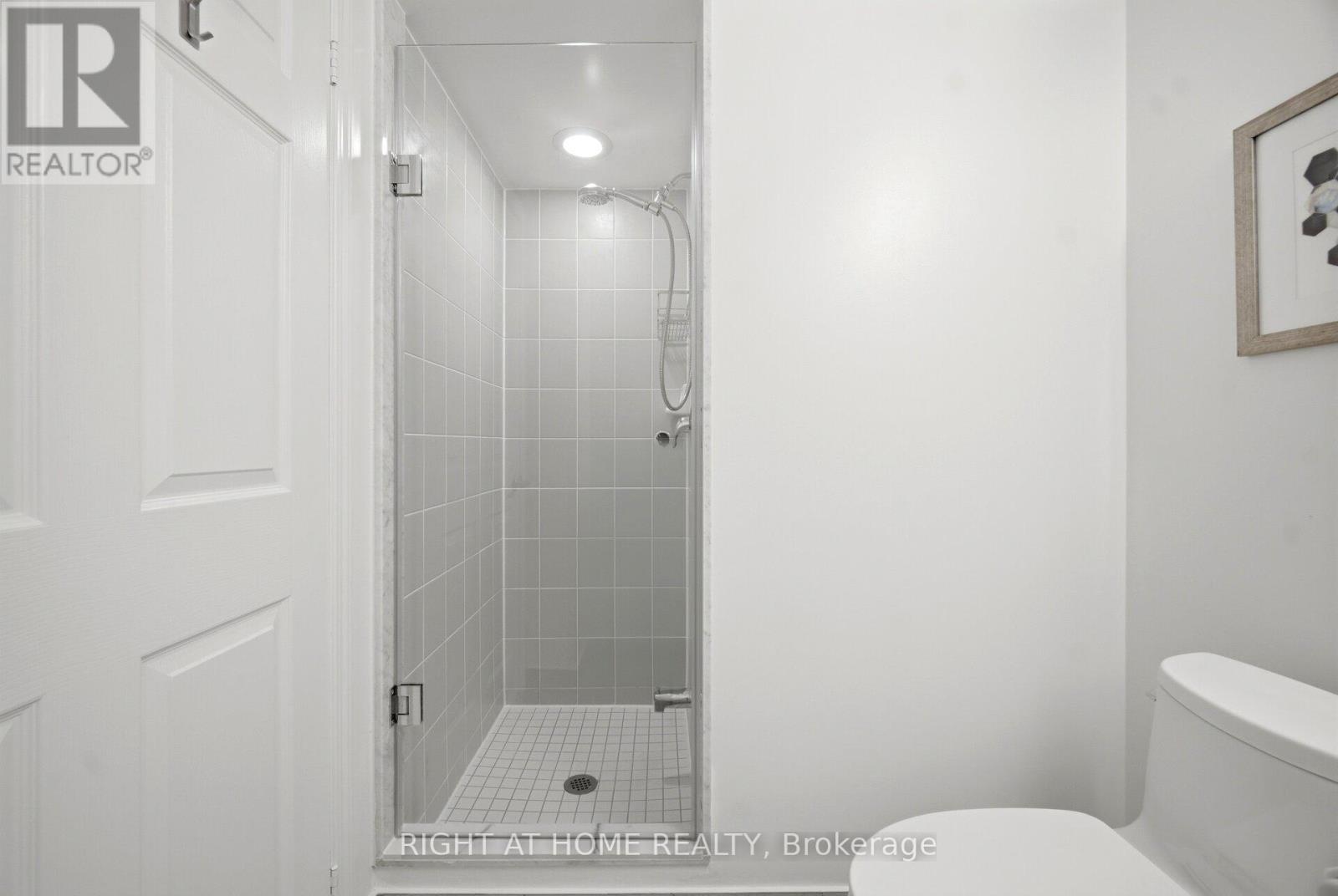 #2511 - 19 Grand Trunk Crescent, Toronto, Ontario  M5J 3A3 - Photo 32 - C13464224