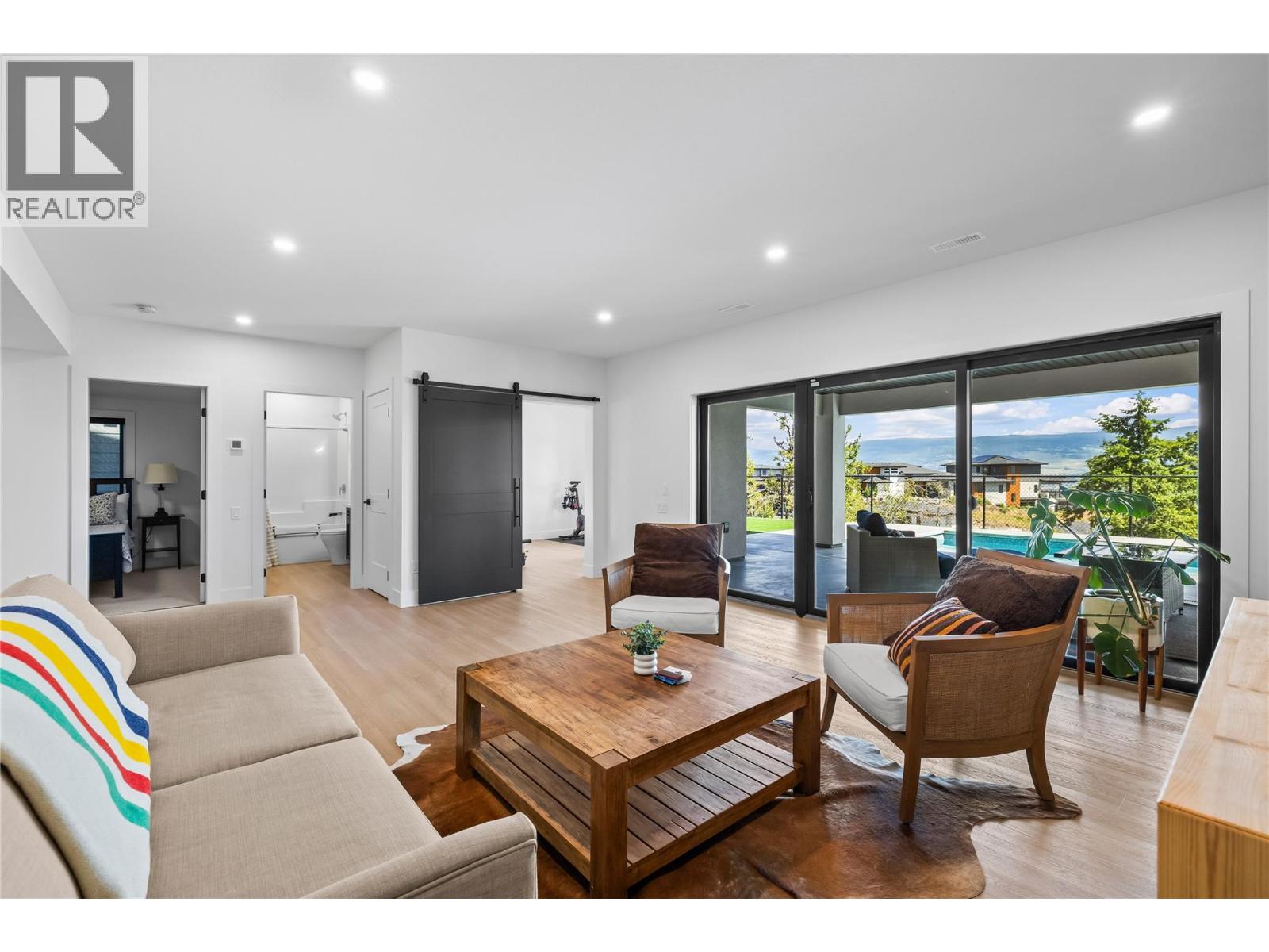 Listing image 51