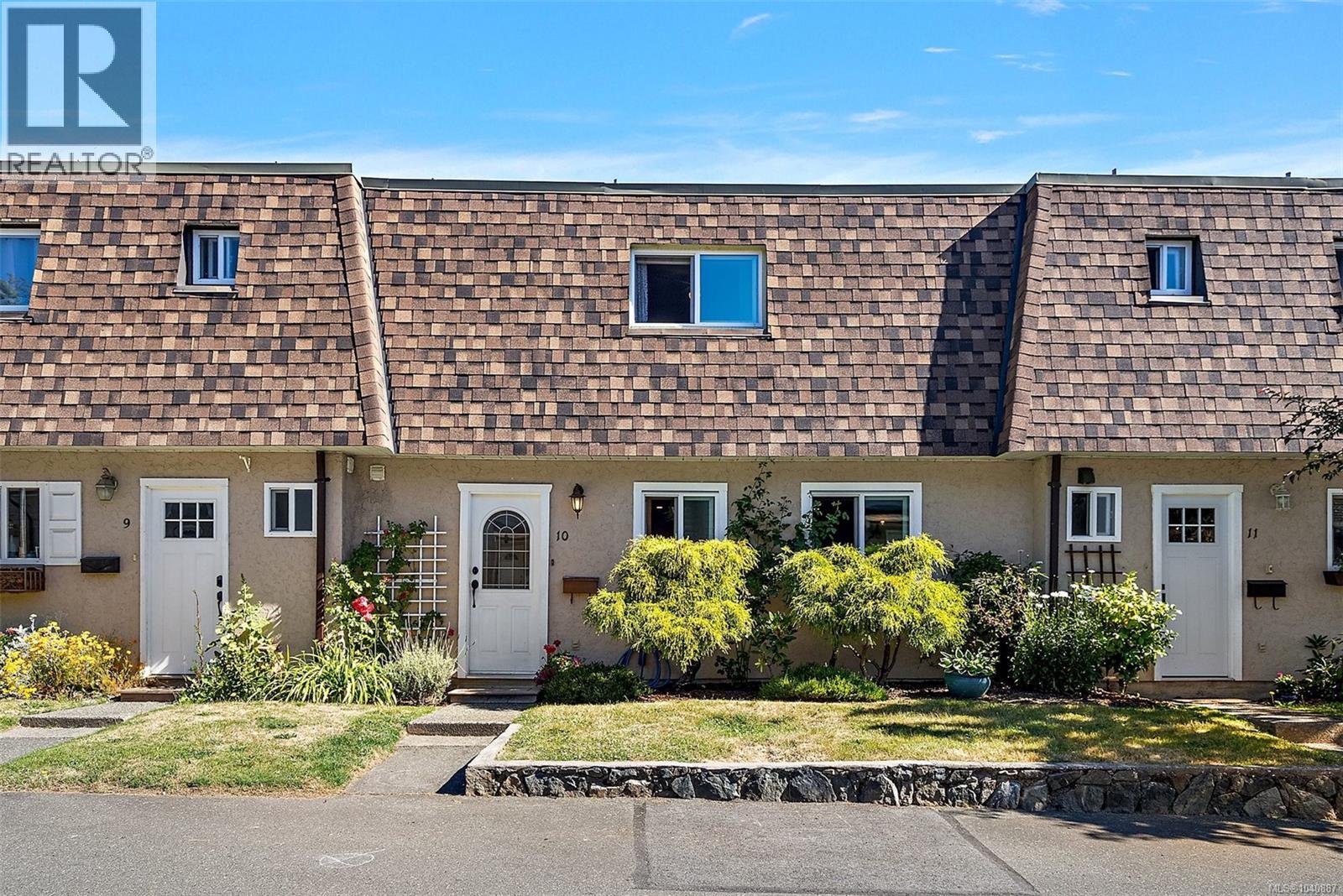 10 7675 East Saanich Rd, Central Saanich, British Columbia  V8M 1L9 - Photo 1 - 1040887