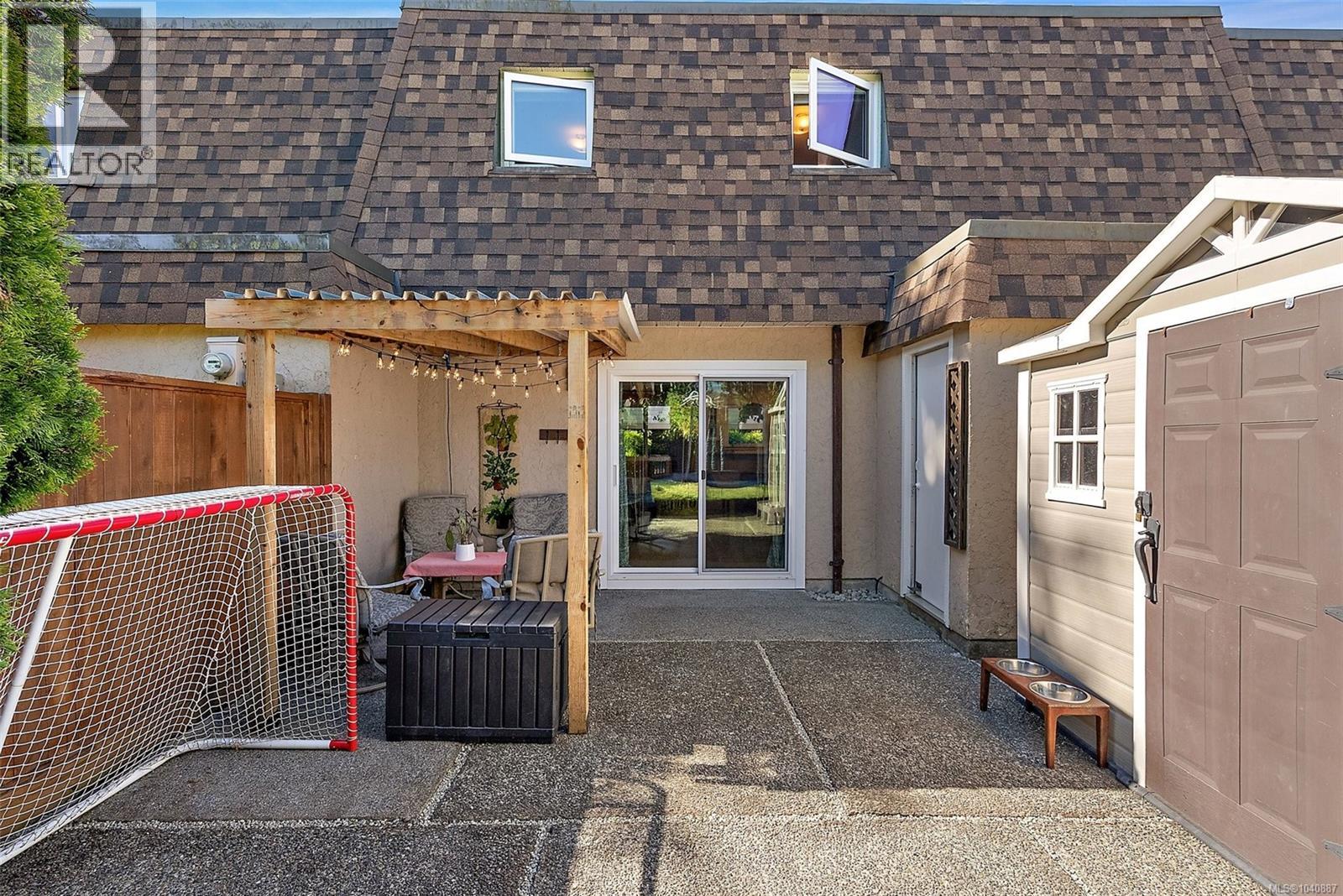 10 7675 East Saanich Rd, Central Saanich, British Columbia  V8M 1L9 - Photo 22 - 1040887