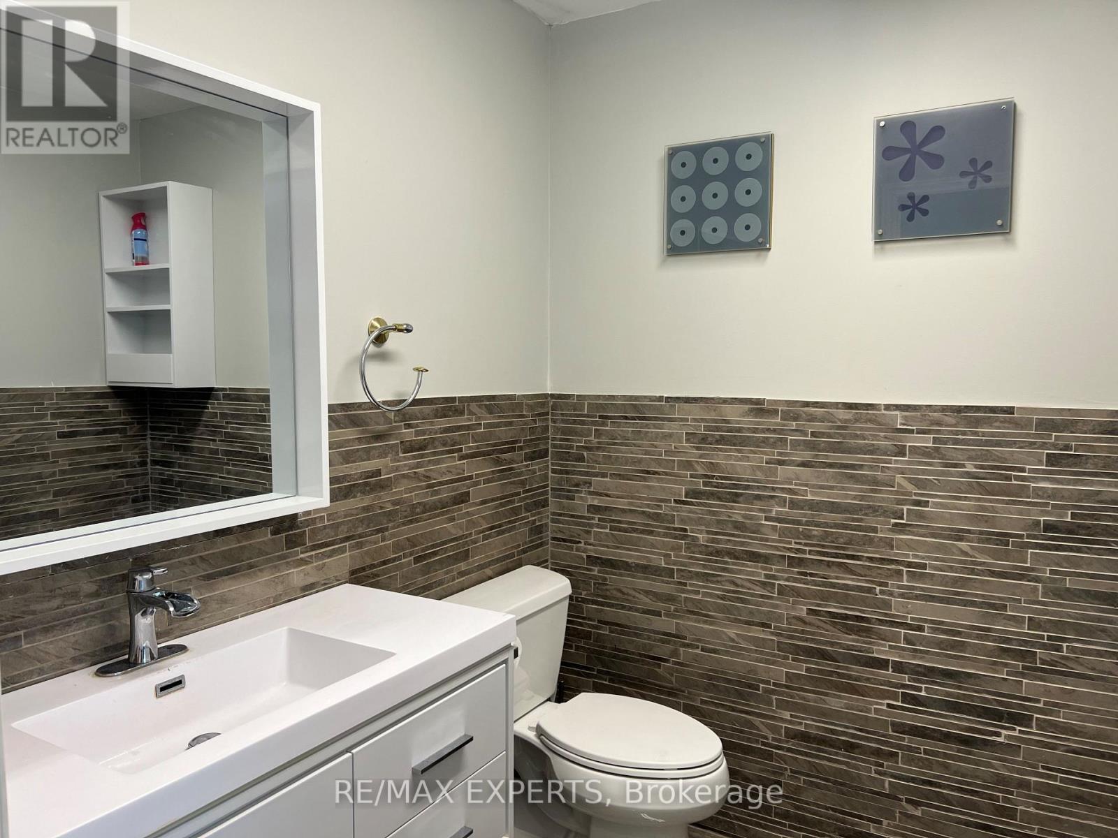 15 - 201 Spinnaker Way, Vaughan (Concord), Ontario  L4K 5E3 - Photo 9 - N13464268