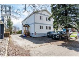 371 BARRIE ROAD, Orillia, Ontario