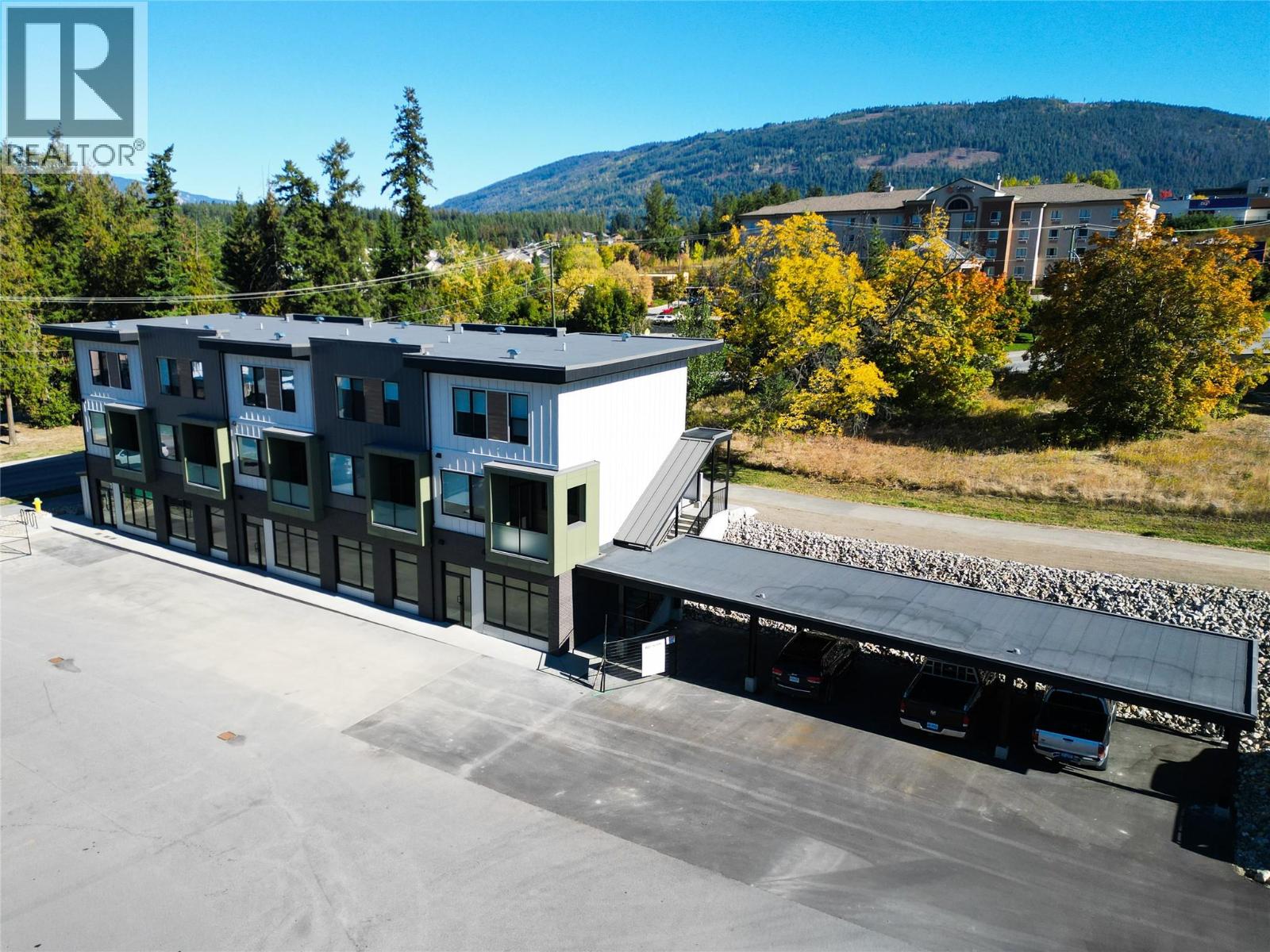 2110 11 Avenue NE Unit# B101, Salmon Arm, British Columbia  V1E 2J4 - Photo 2 - 10370308