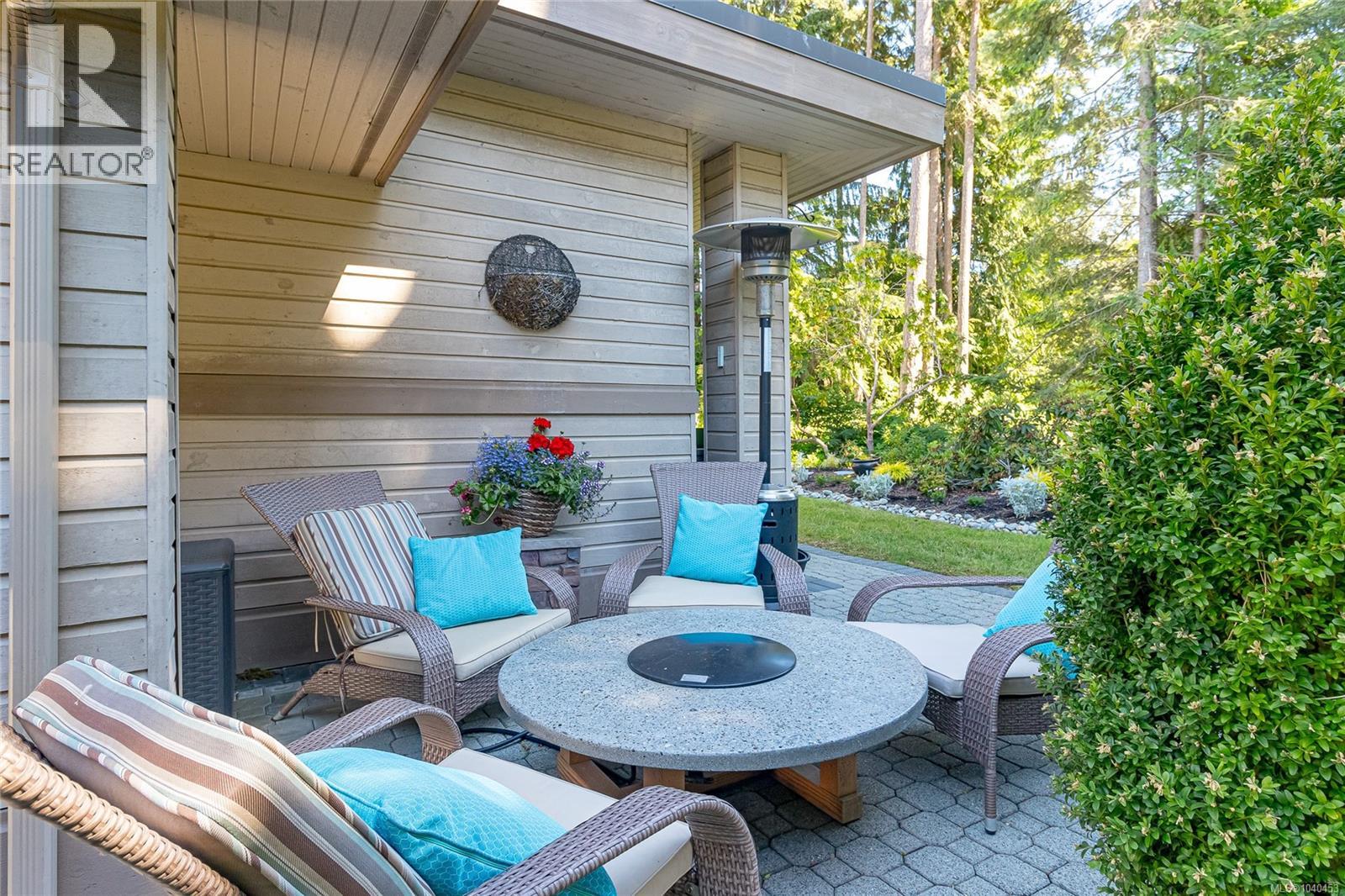 960 St. Andrews Lane, French Creek, British Columbia  V9P 2M5 - Photo 10 - 1040453