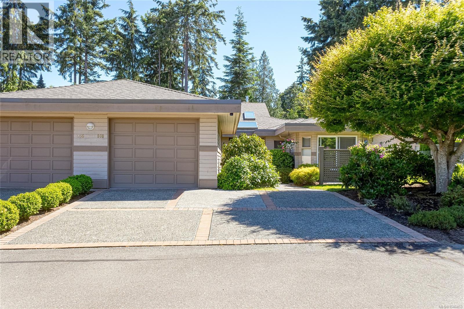 960 St. Andrews Lane, French Creek, British Columbia  V9P 2M5 - Photo 1 - 1040453