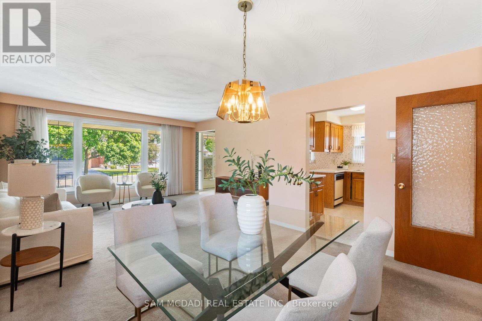 757 Netherton Crescent, Mississauga, Ontario  L4Y 2M5 - Photo 10 - W13464120