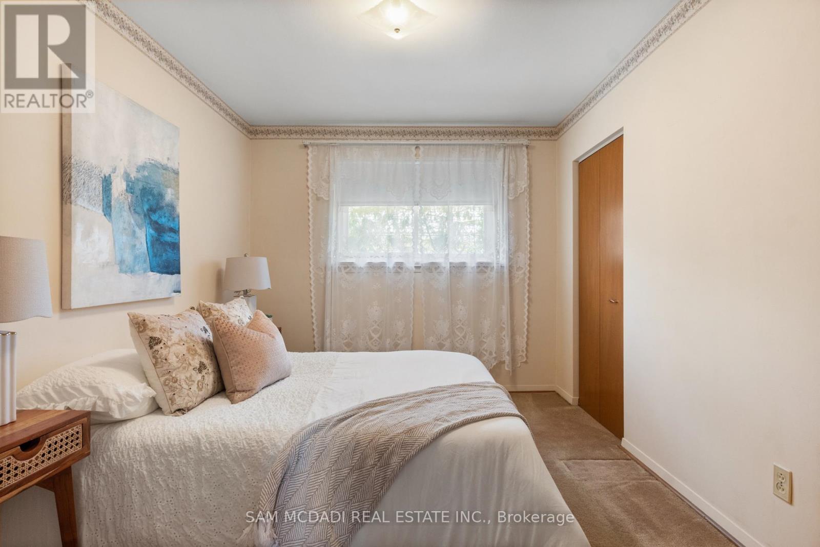 757 Netherton Crescent, Mississauga, Ontario  L4Y 2M5 - Photo 17 - W13464120