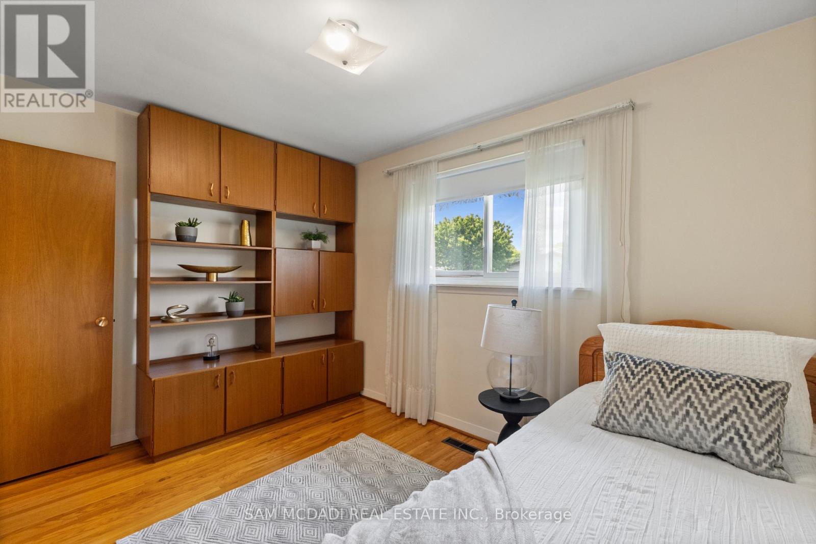 757 Netherton Crescent, Mississauga, Ontario  L4Y 2M5 - Photo 20 - W13464120