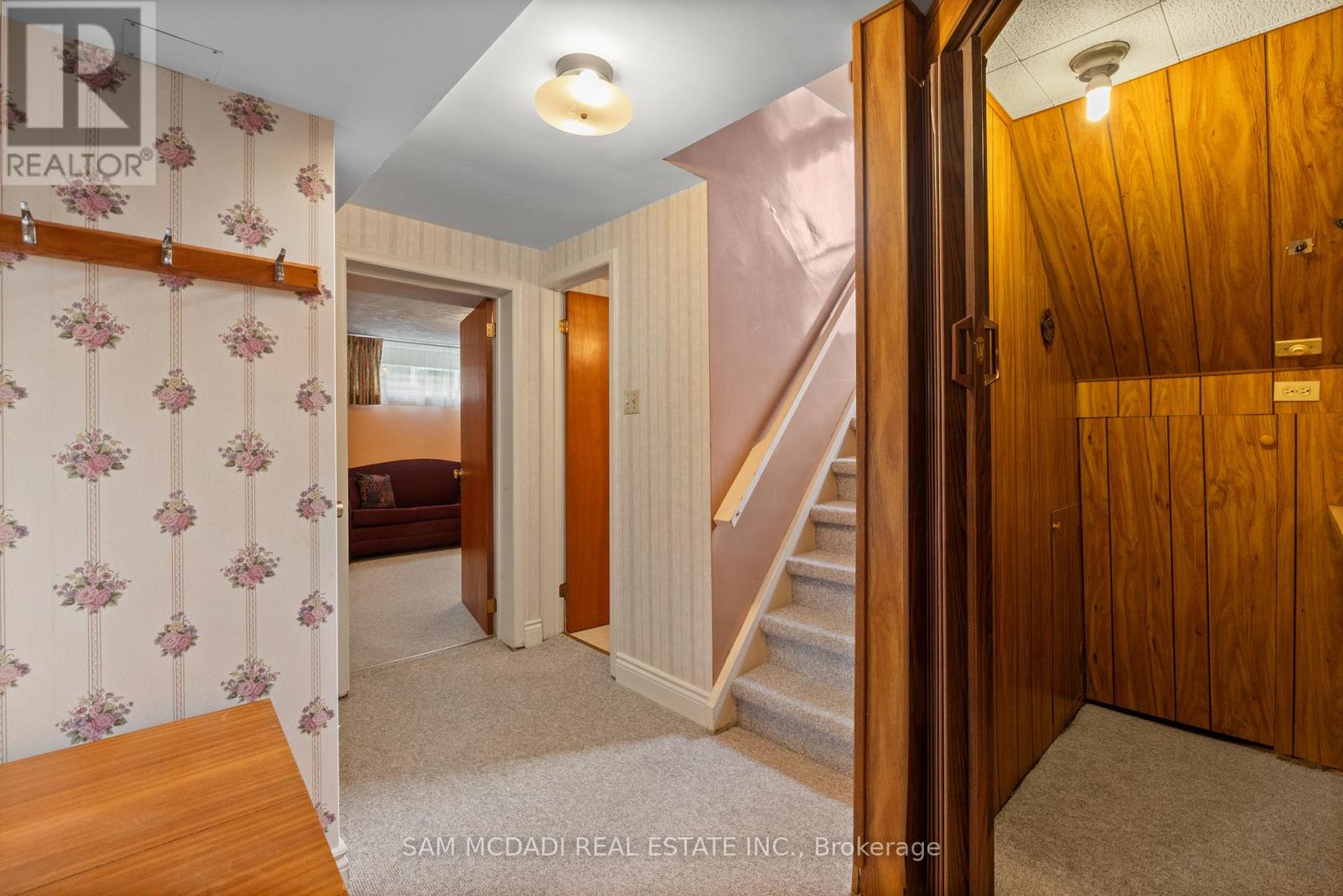 757 Netherton Crescent, Mississauga, Ontario  L4Y 2M5 - Photo 23 - W13464120