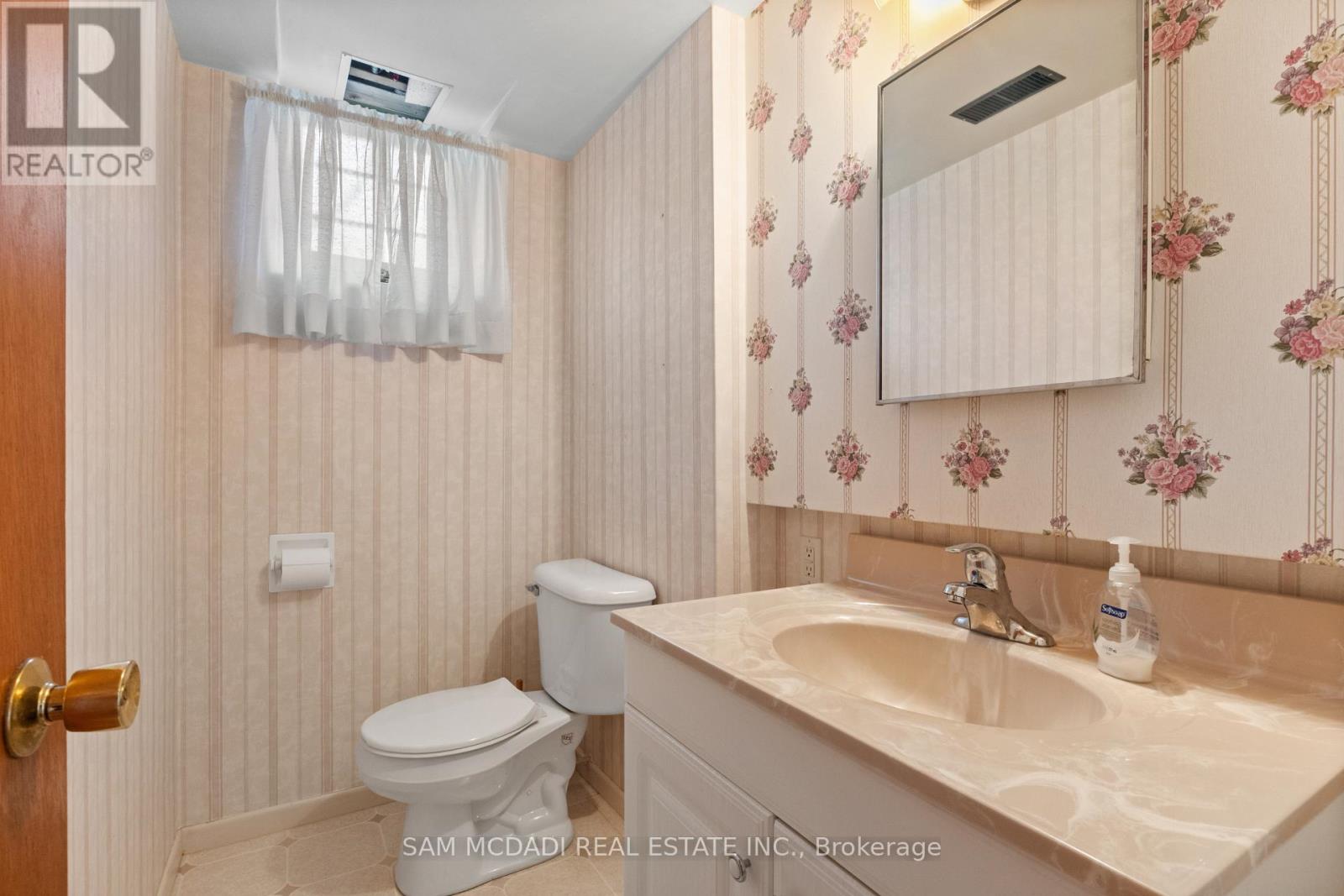 757 Netherton Crescent, Mississauga, Ontario  L4Y 2M5 - Photo 29 - W13464120