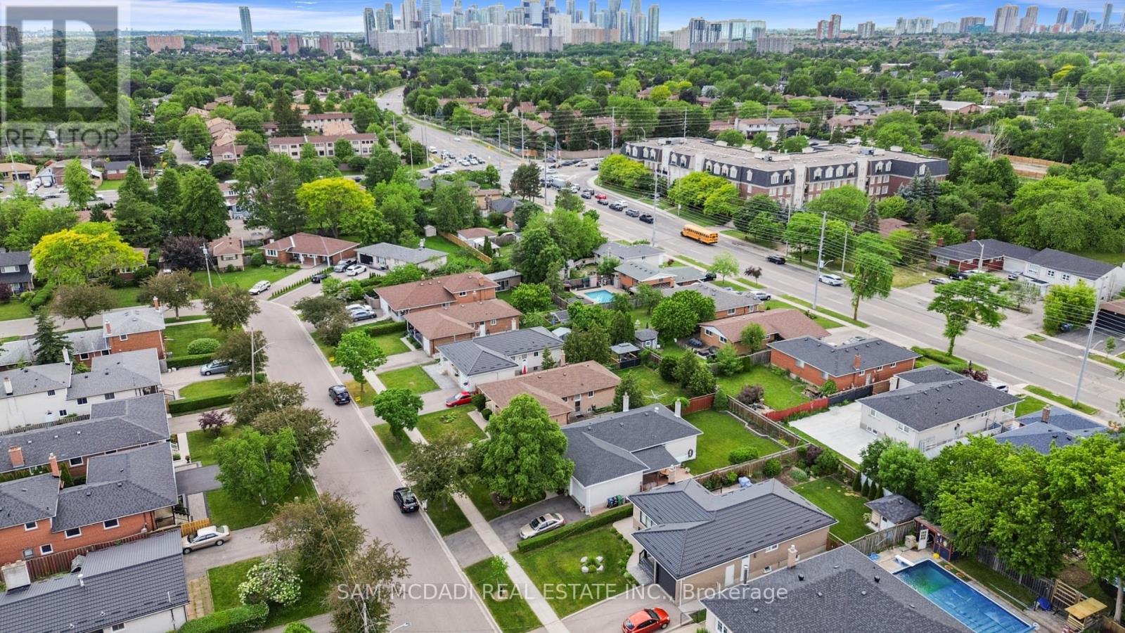 757 Netherton Crescent, Mississauga, Ontario  L4Y 2M5 - Photo 41 - W13464120