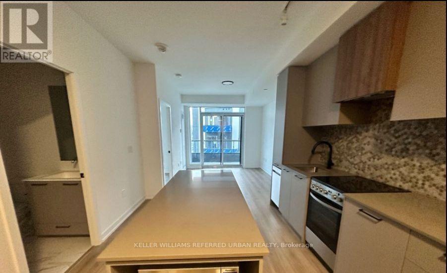 10 Lagerfeld Drive, Brampton, Ontario  L7A 5L3 - Photo 3 - W13464222