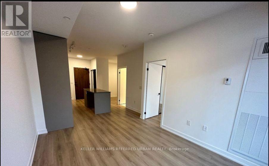 10 Lagerfeld Drive, Brampton, Ontario  L7A 5L3 - Photo 4 - W13464222