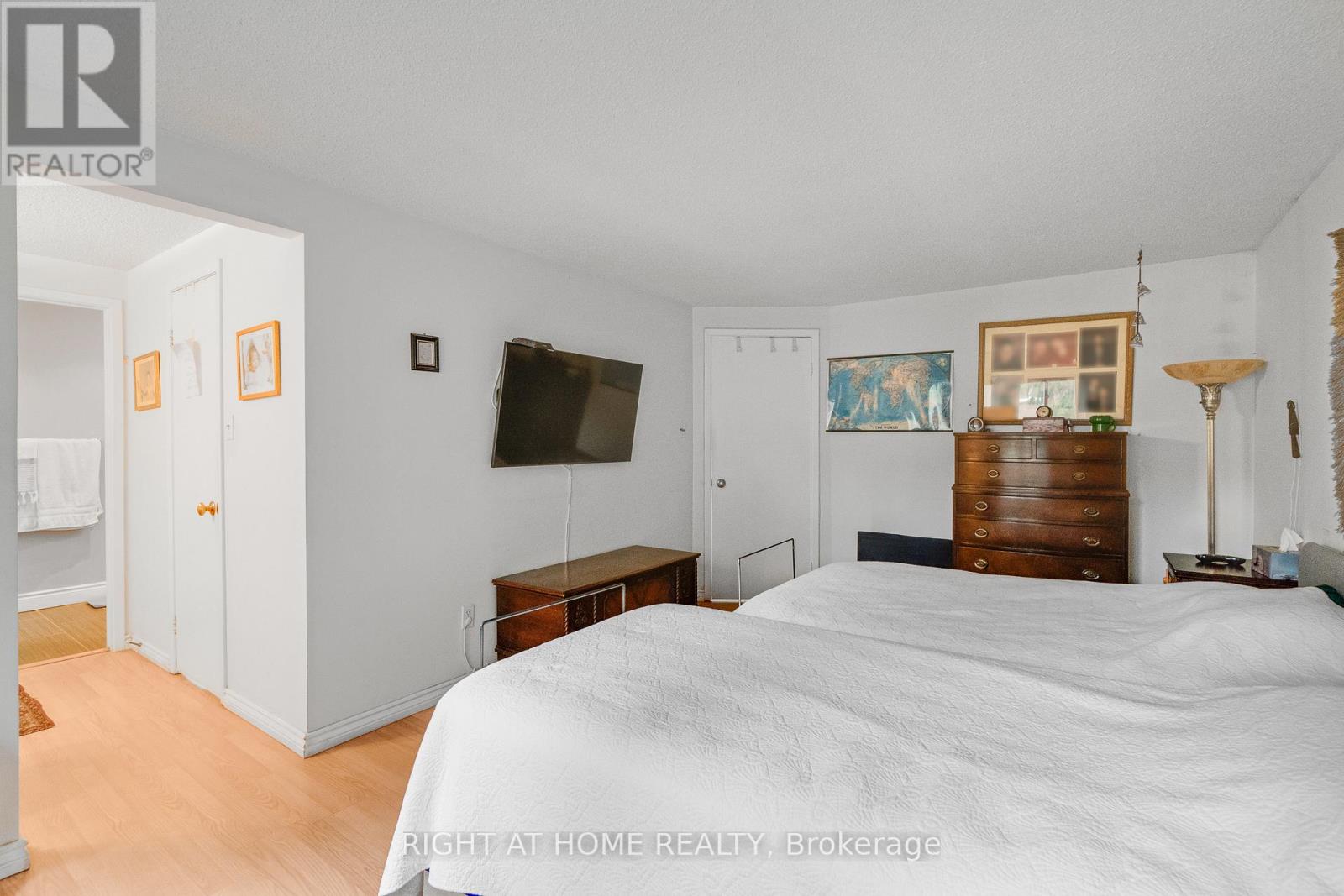 1093 Montgomery Drive, Oakville, Ontario  L6M 1E8 - Photo 27 - W13464314