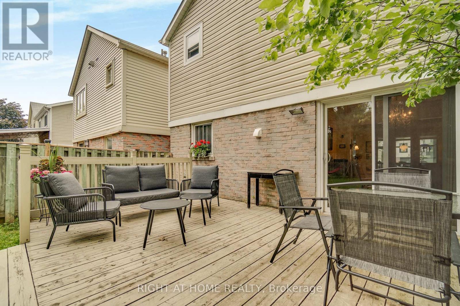 1093 Montgomery Drive, Oakville, Ontario  L6M 1E8 - Photo 42 - W13464314