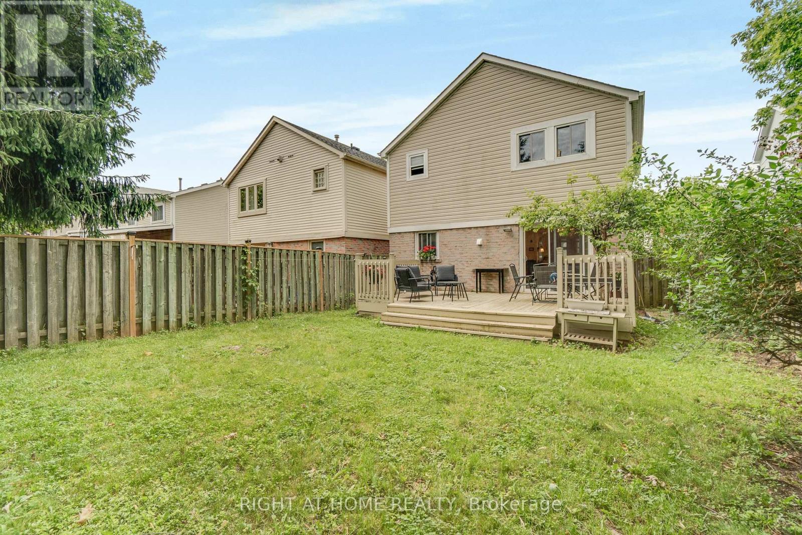 1093 Montgomery Drive, Oakville, Ontario  L6M 1E8 - Photo 45 - W13464314