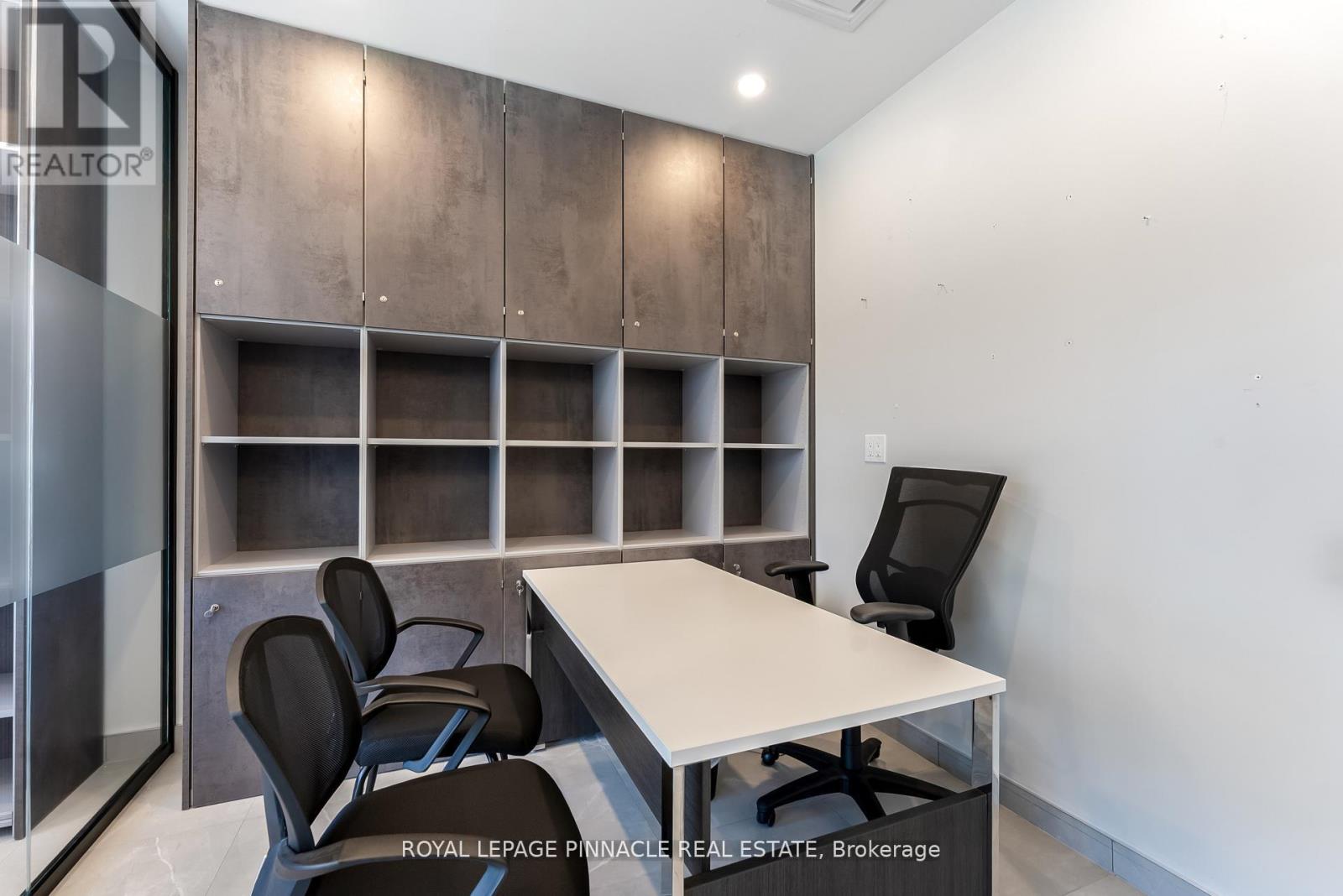 5 - 233 Speers Road, Oakville, Ontario  L6K 0J5 - Photo 12 - W13464318