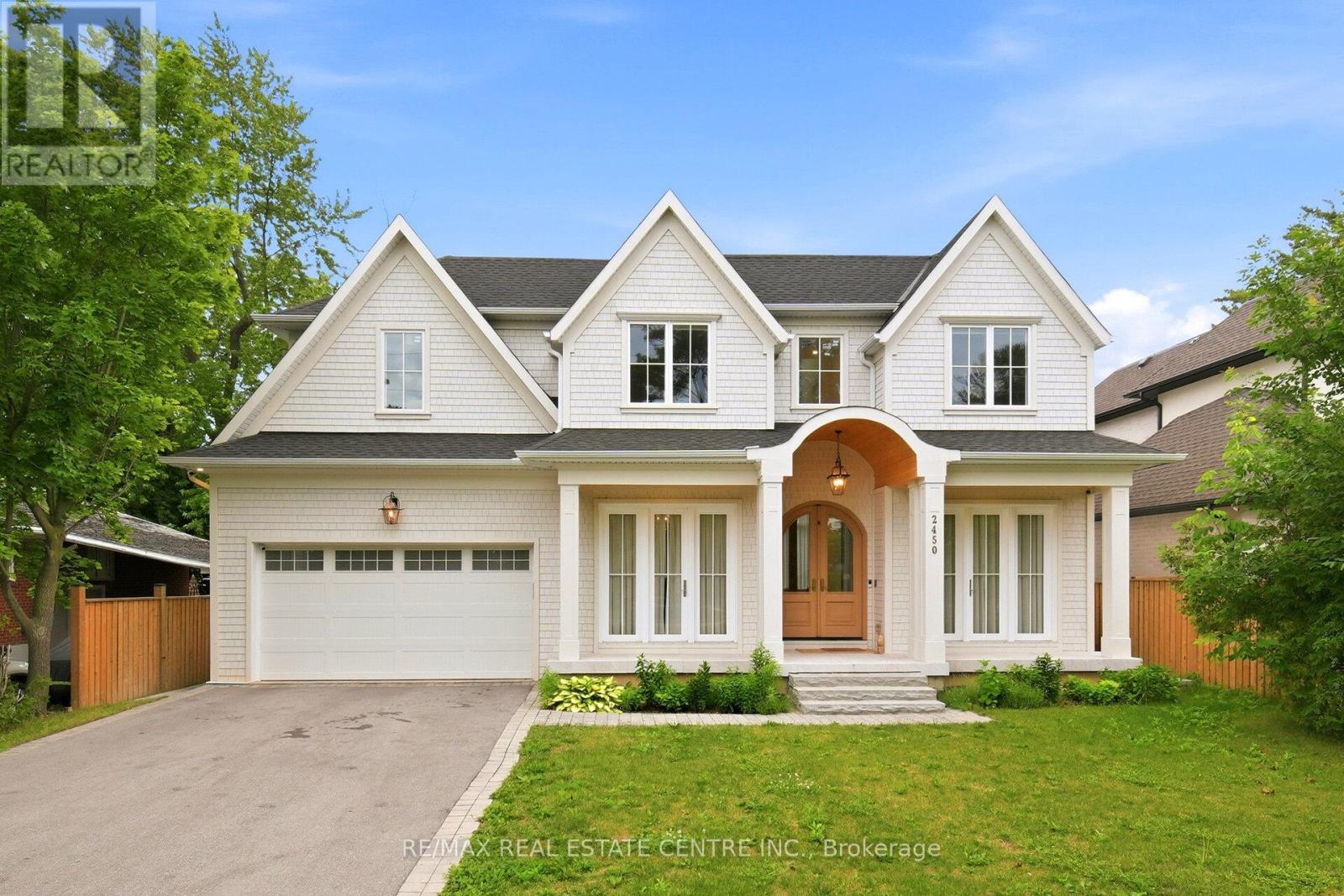 2450 Rebecca Street, Oakville, Ontario  L6L 2B2 - Photo 2 - W13464322