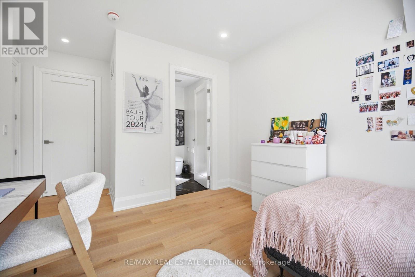 2450 Rebecca Street, Oakville, Ontario  L6L 2B2 - Photo 26 - W13464322