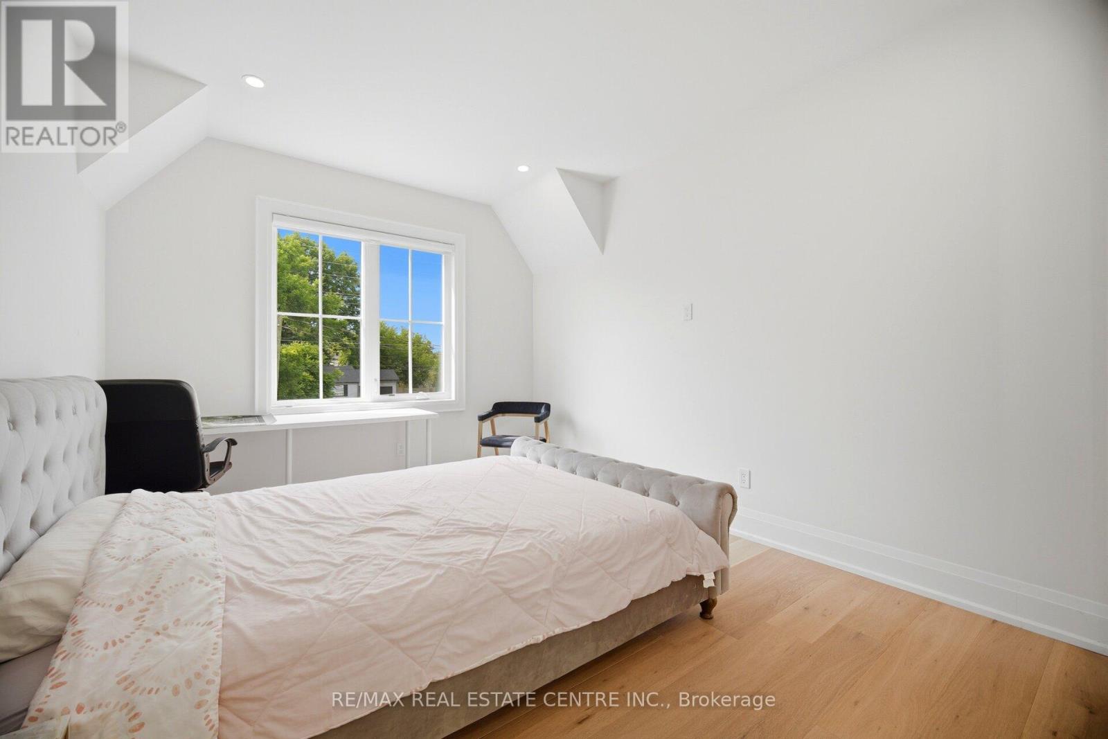 2450 Rebecca Street, Oakville, Ontario  L6L 2B2 - Photo 28 - W13464322
