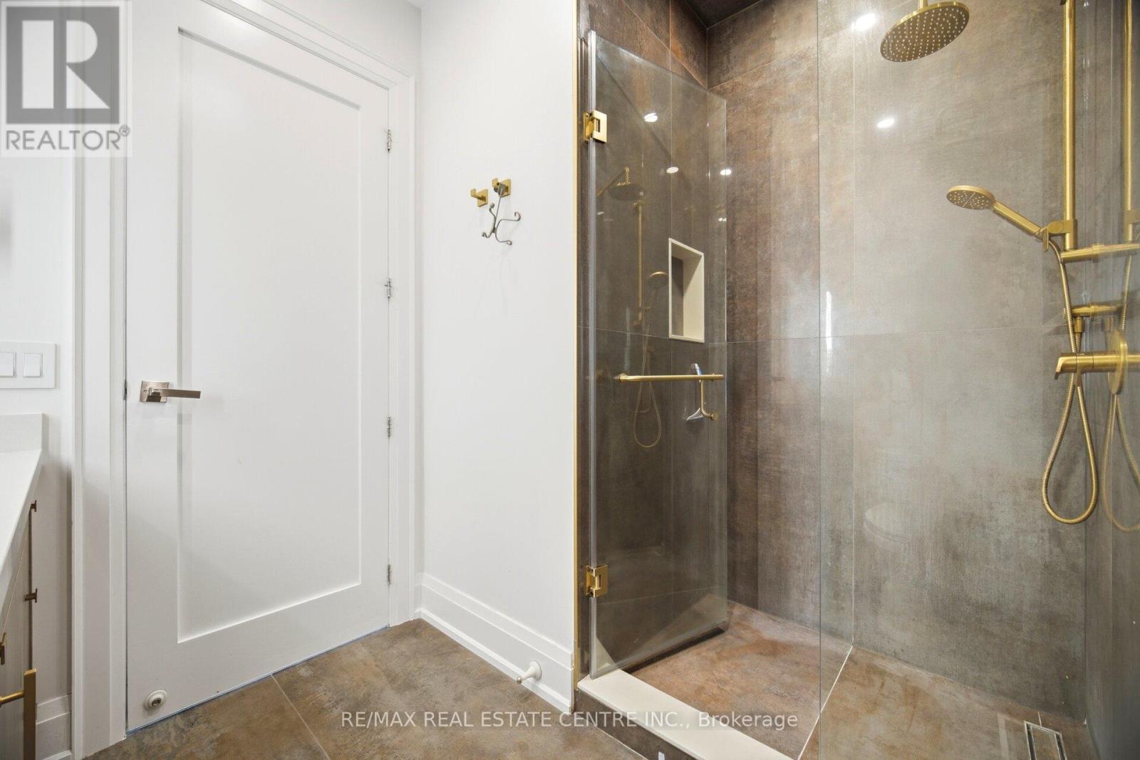 2450 Rebecca Street, Oakville, Ontario  L6L 2B2 - Photo 32 - W13464322