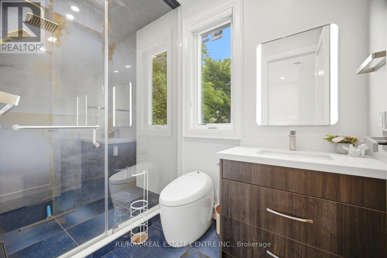 2450 Rebecca Street, Oakville, Ontario  L6L 2B2 - Photo 36 - W13464322