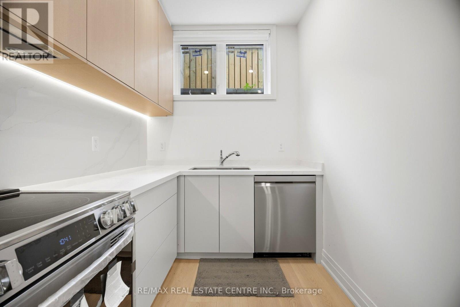 2450 Rebecca Street, Oakville, Ontario  L6L 2B2 - Photo 42 - W13464322