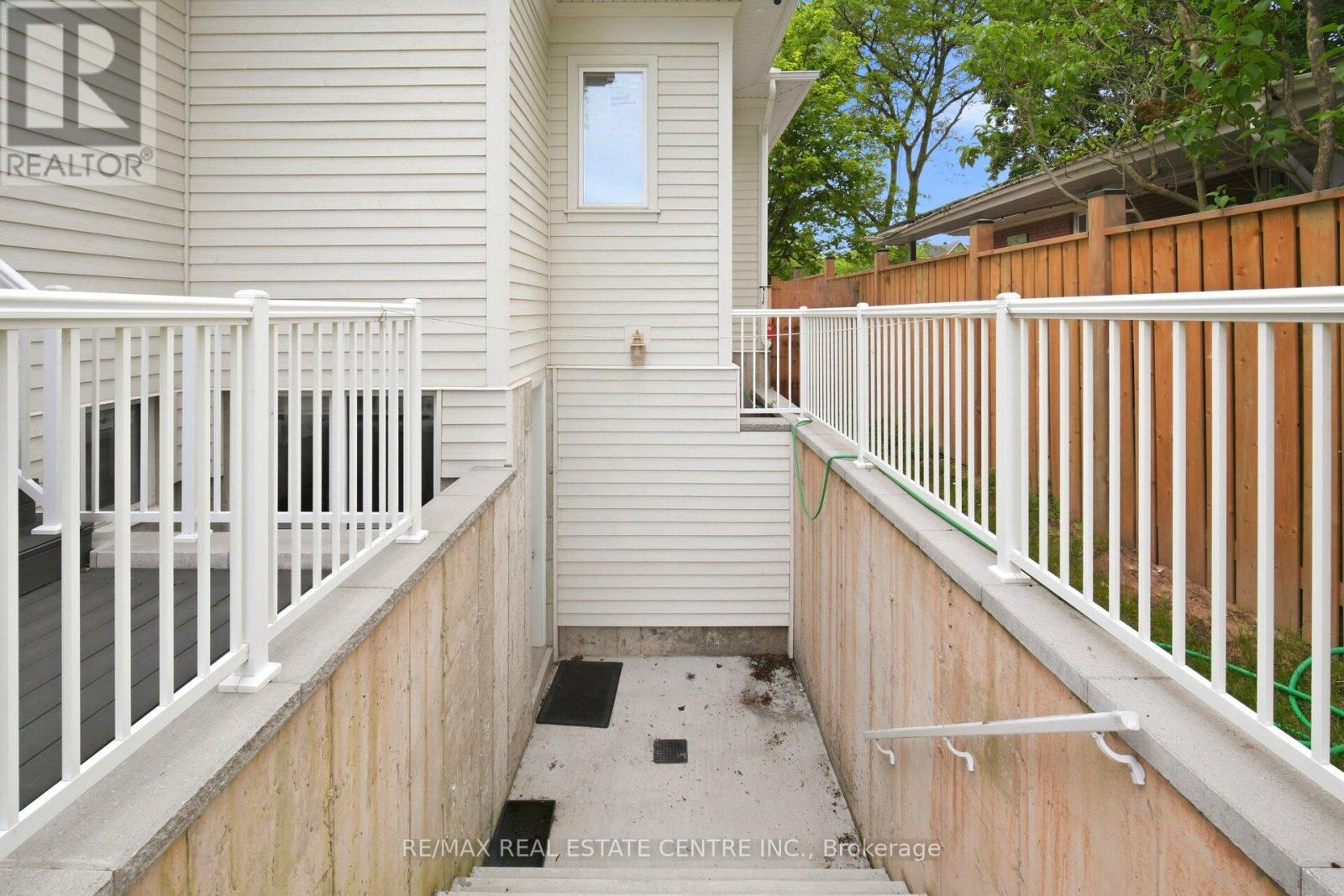 2450 Rebecca Street, Oakville, Ontario  L6L 2B2 - Photo 49 - W13464322
