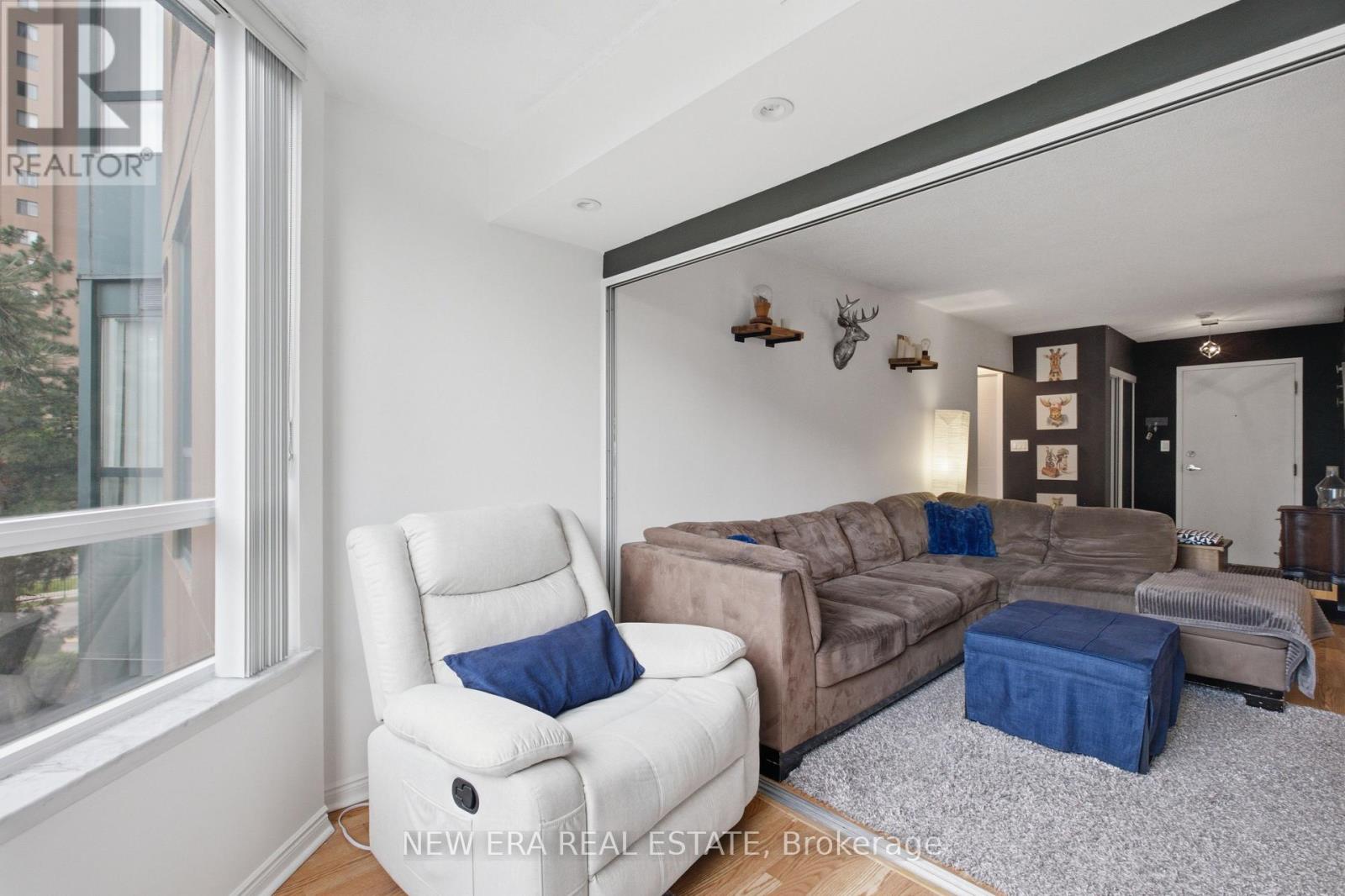 301 - 135 Hillcrest Avenue, Mississauga, Ontario L5B 4B1 - Photo 17 - W13464362
