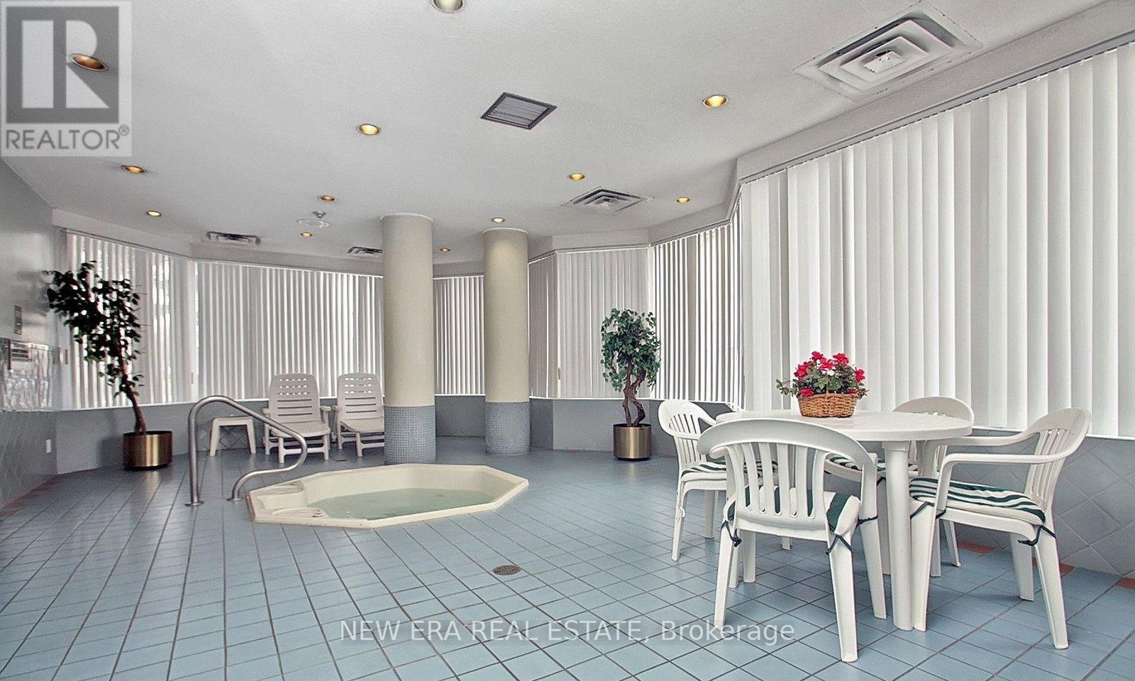 301 - 135 Hillcrest Avenue, Mississauga, Ontario L5B 4B1 - Photo 30 - W13464362